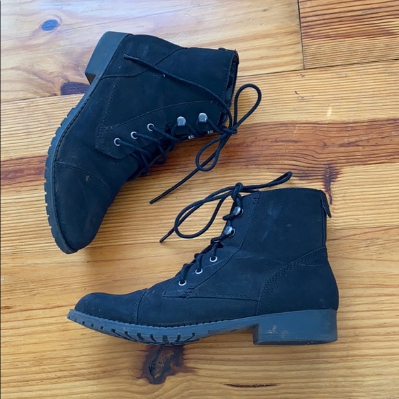 Madden Girl Shoes - ON SALE!! Vintage Madden Girl combat boots
